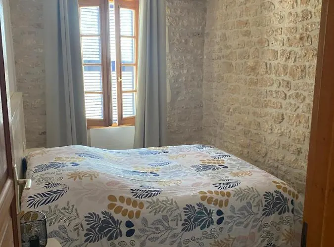 Сasa de vacaciones Maison De Pays La Chefmaliere