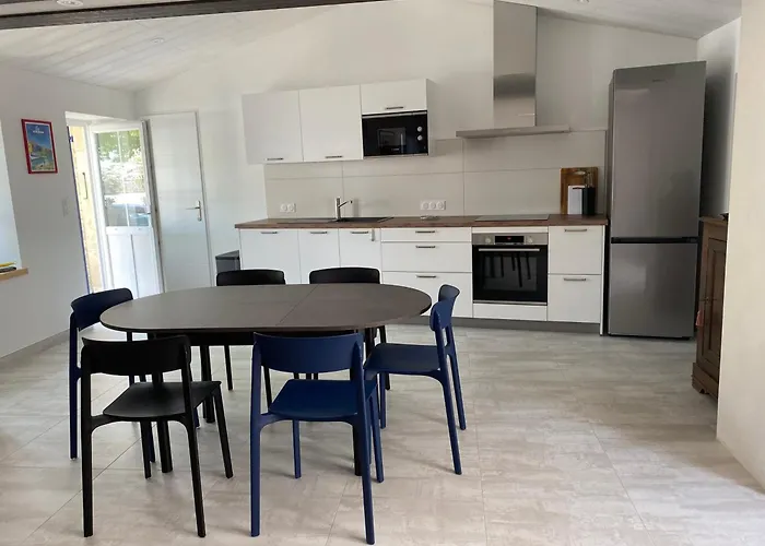 Maison De Pays La Chefmaliere *